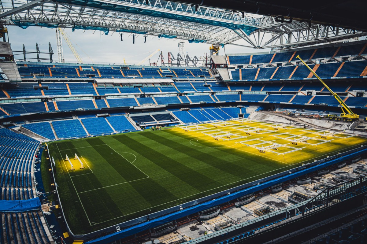 Vue extérieure du stade Santiago Bernabéu à Madrid.