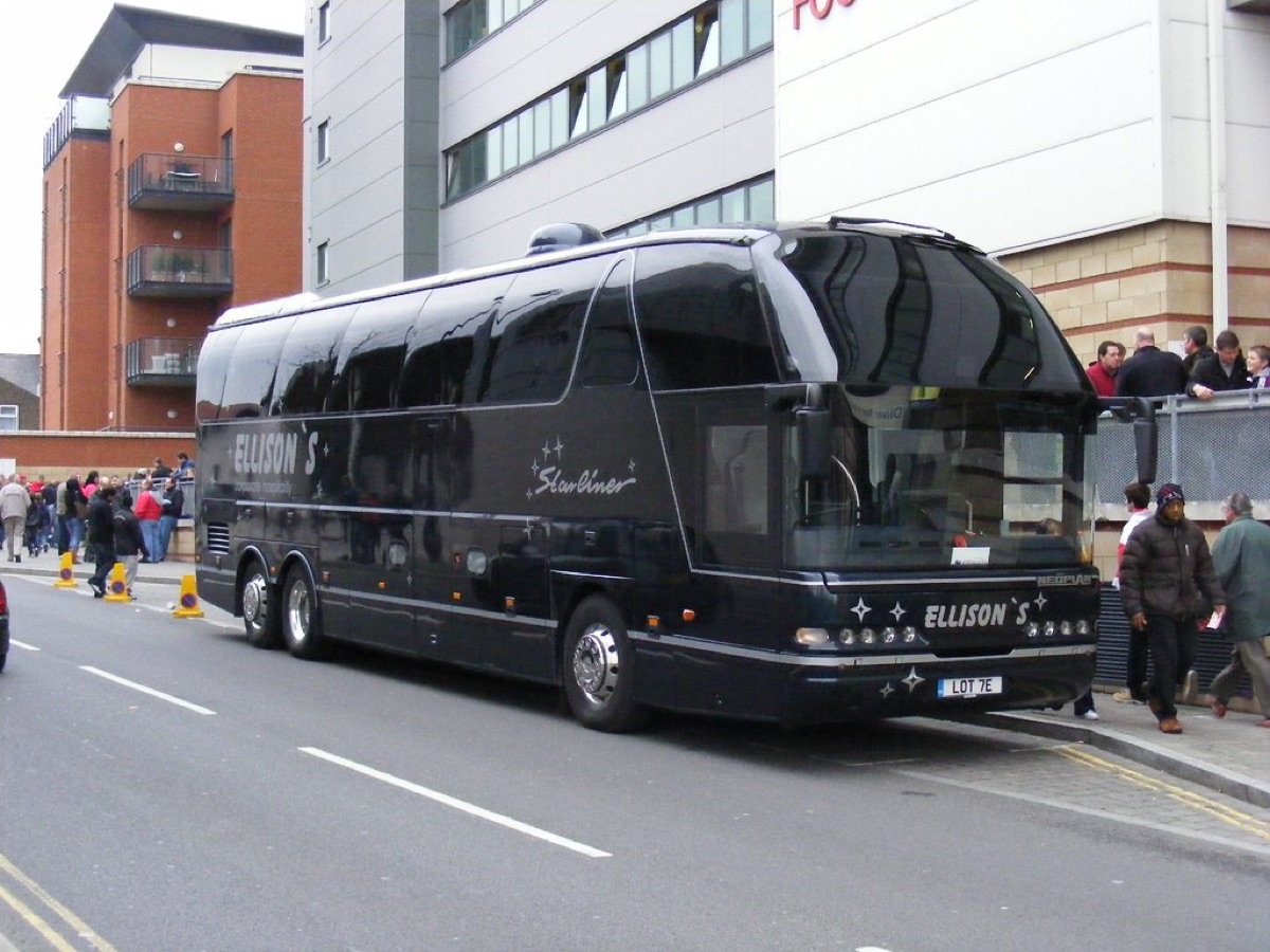 Leyton Orient 2 Tranmere Rovers 1. Ellisons LOT7E, Neoplan Starliner team coach